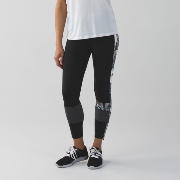 Lululemon size 2 Run the World black leggings - Picture 1 of 16